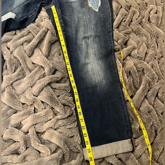 NYDJ Patchwork Crop Jeans with Distressed Detail Size 10 - Picture 12 of 13